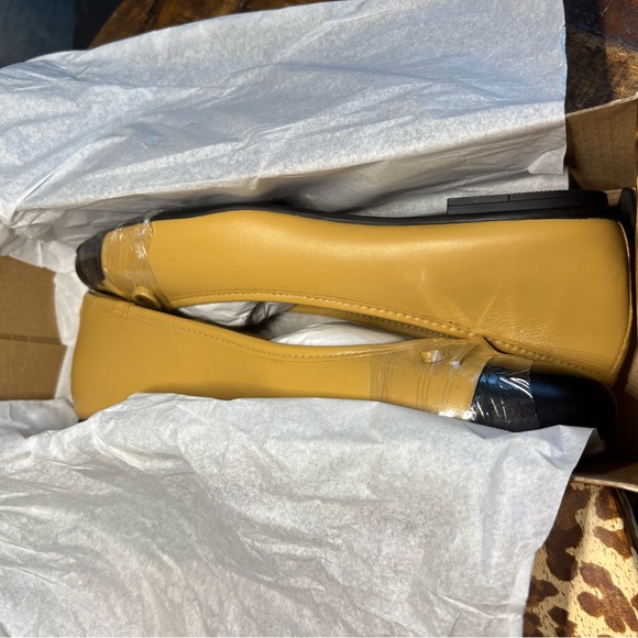 Tuckernuck French Sole Camille Cap Toe Leather ballet Flats New in Box - Picture 14 of 15